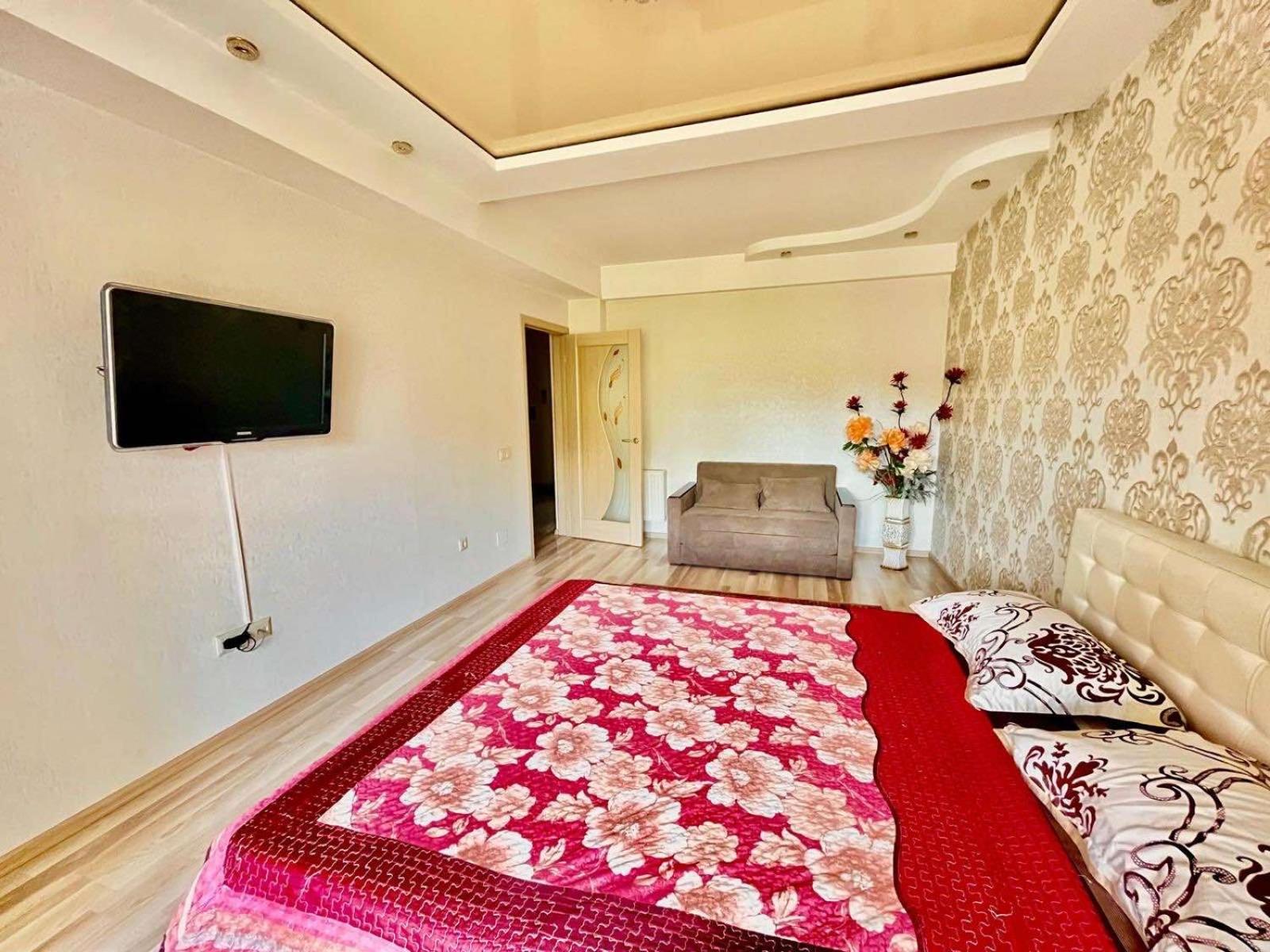 Lia*S Deluxe Apartment In The Center Кишинів Екстер'єр фото